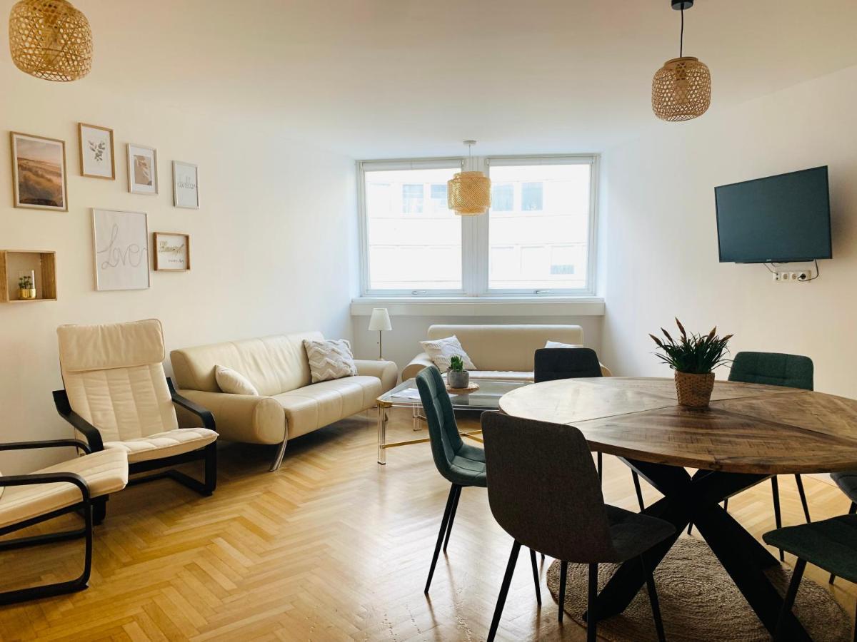 Ruhige Wohnung Im Gasometer Wien *Wifi*U3*Netflix* 외부 사진