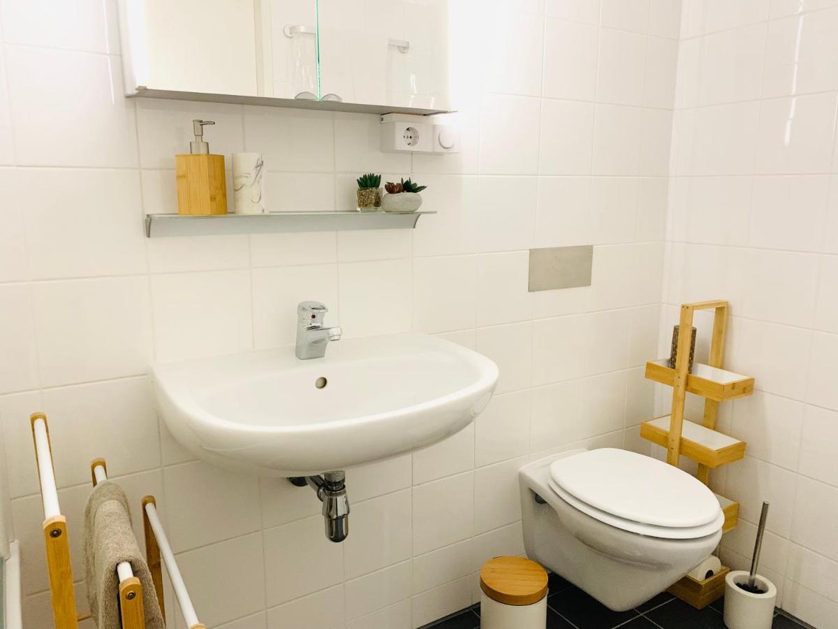 Ruhige Wohnung Im Gasometer Wien *Wifi*U3*Netflix* 외부 사진