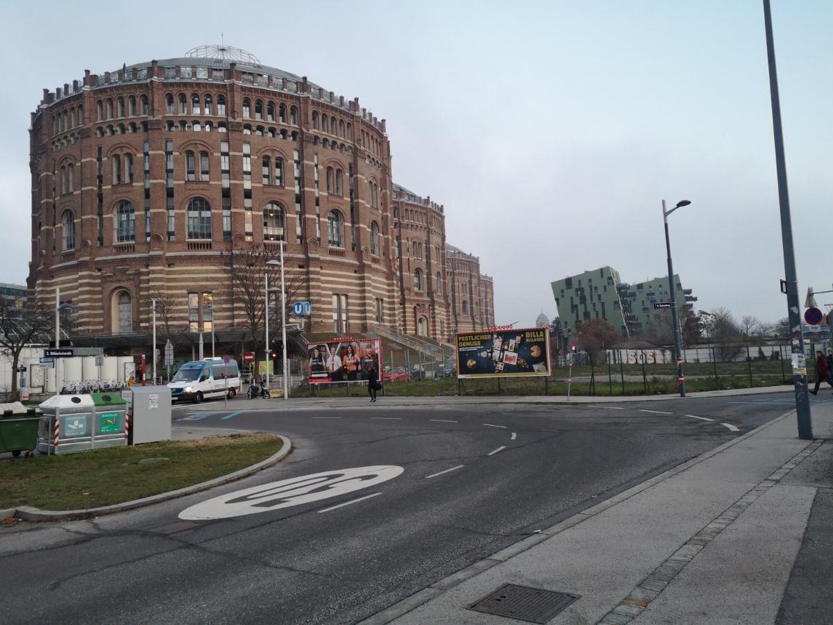 Ruhige Wohnung Im Gasometer Wien *Wifi*U3*Netflix* 외부 사진